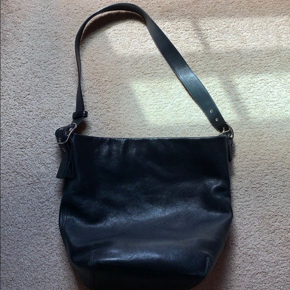 coach bucket bag 2019